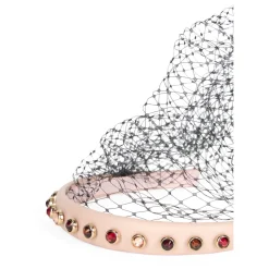 Accessorio per capelli di colore rosa dal design elegante e ricercato.