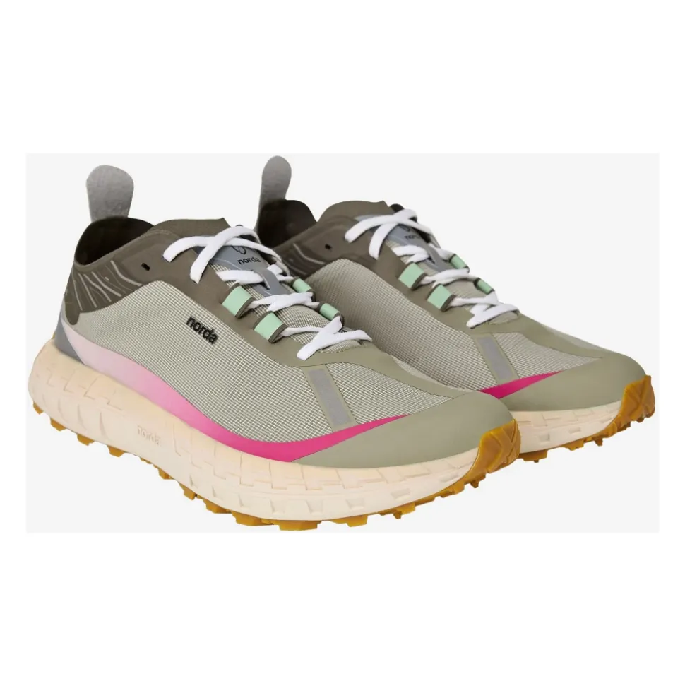 001A Sneakers
