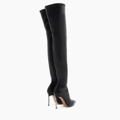 Blade Over the Knee