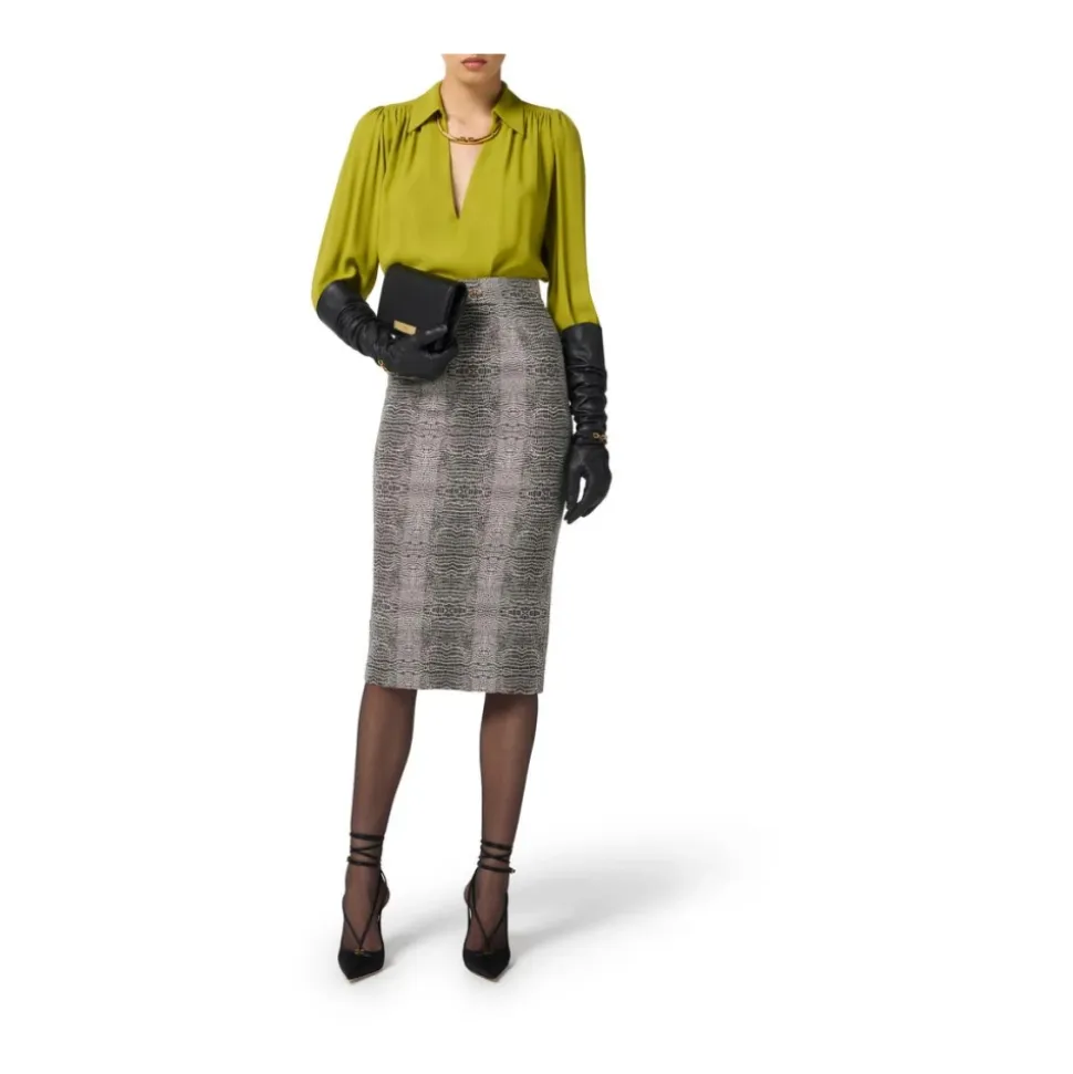 Blusa in georgette con dettaglio gioiello