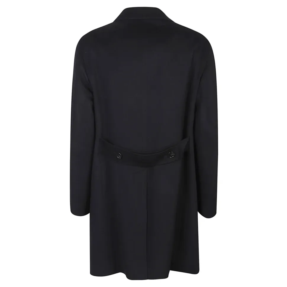 Bruce Coat