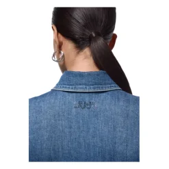 Camicia in denim slim fit con cut-out e dettagli stringati