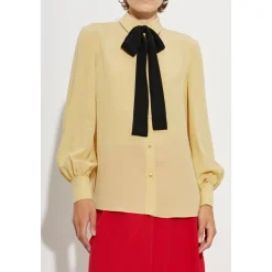 Camicia in Seta con Foulard