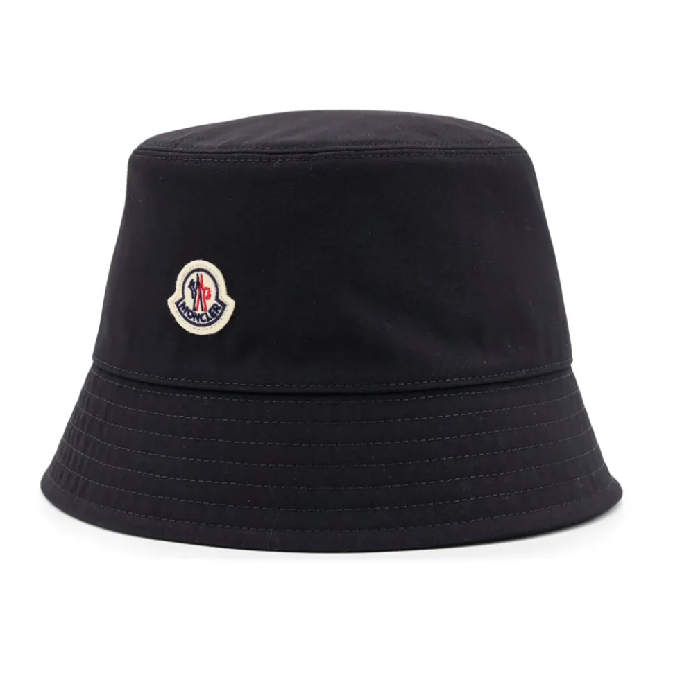 Cappello a secchiello cucito con logo