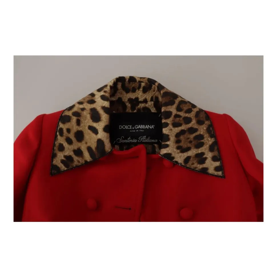 Cappotto in lana rosso con bordo leopardato