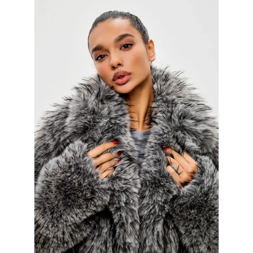 Cappotto Lussuoso in Faux Fur Natalie