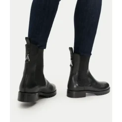 Chelsea Boot