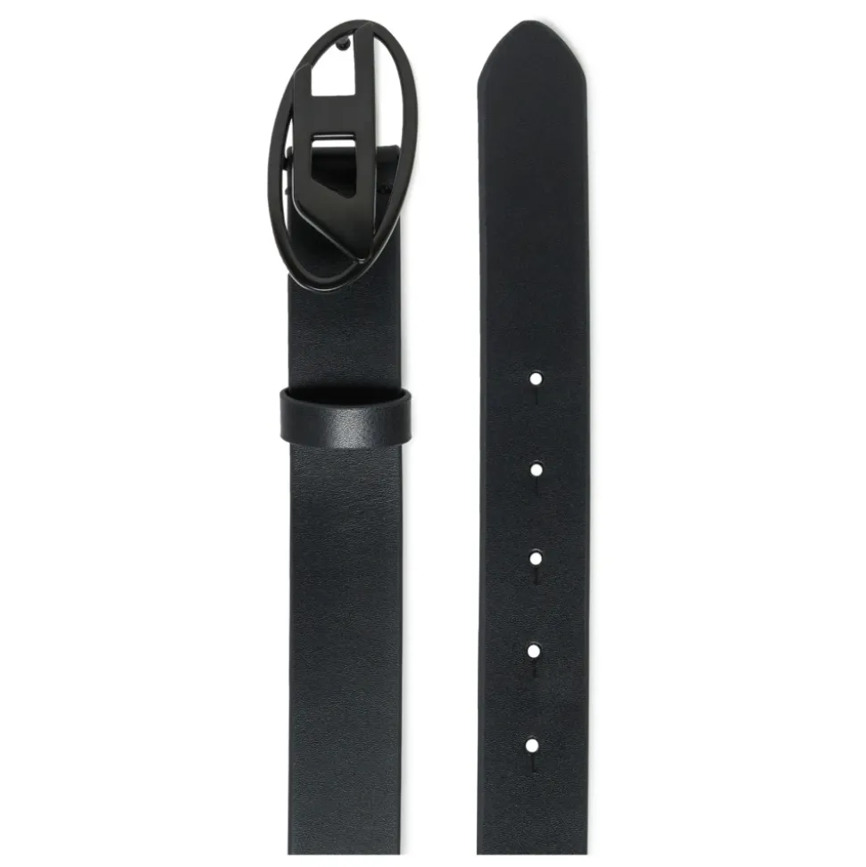 Cintura in pelle con fibbia ovale con logo