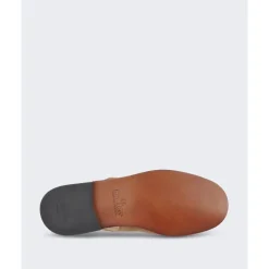 Dan Sandal Flesh Out