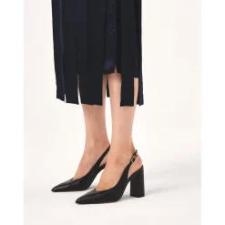 Décolleté slingback nere con tacco largo