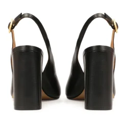 Décolleté slingback nere con tacco largo