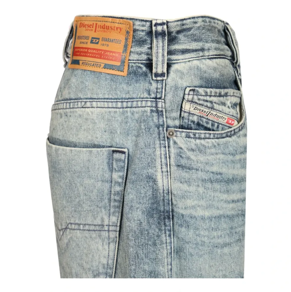 1997 D-Enim Medium Waist Relaxed Jeans