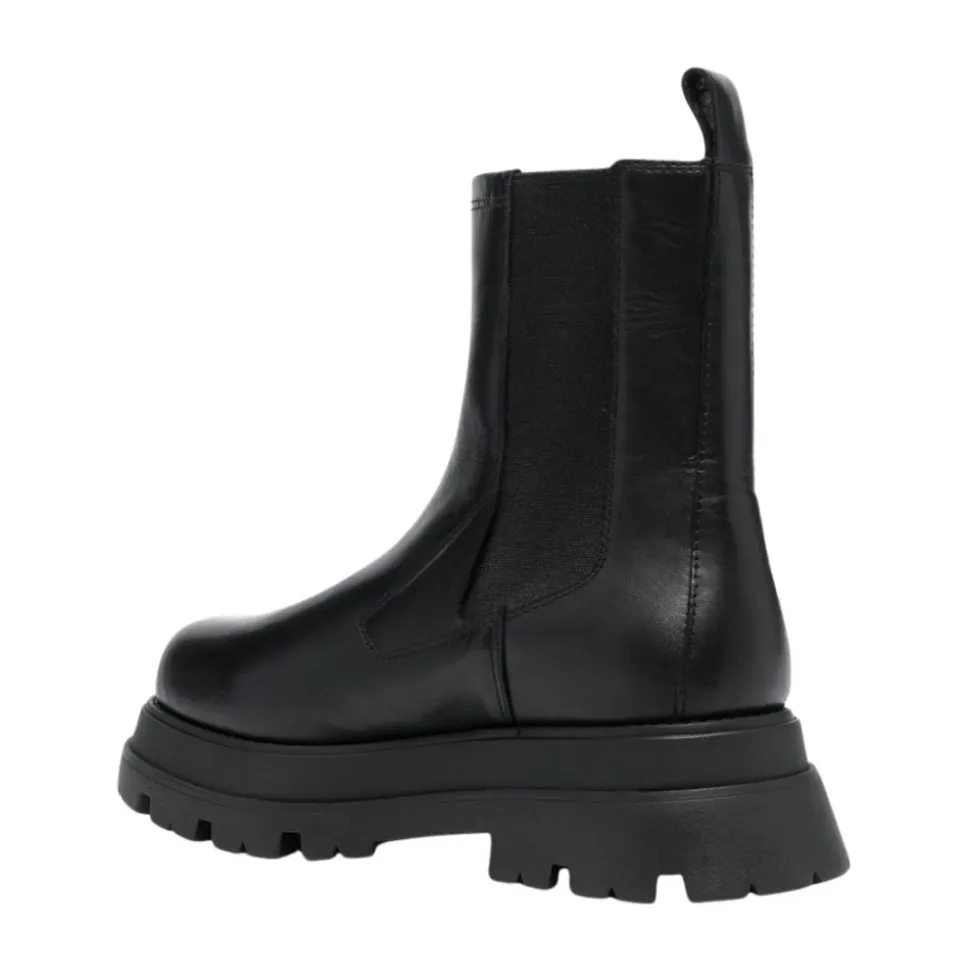Elite Chelsea Boots