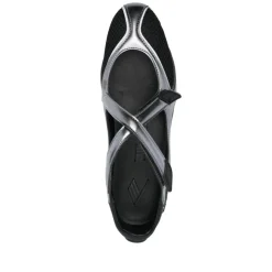 Floor 01 Ballerina