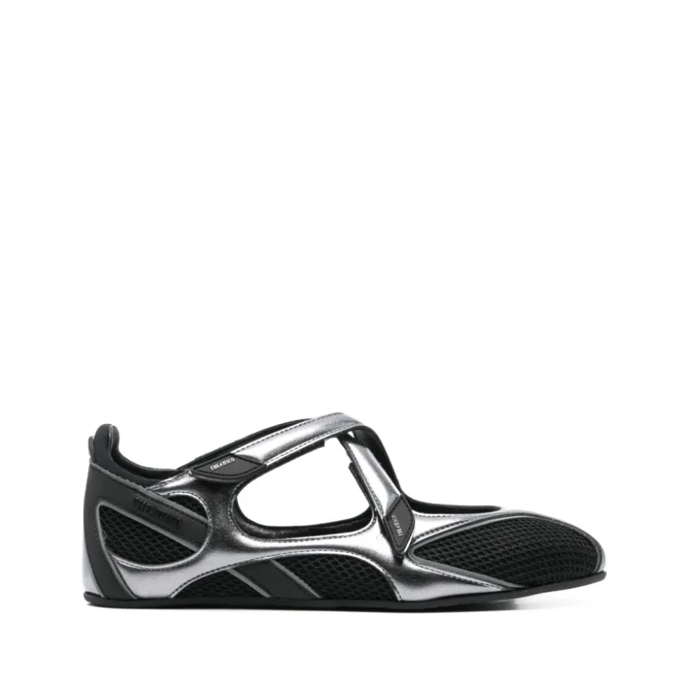 Floor 01 Ballerina
