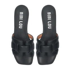 Holly Flat Sandal