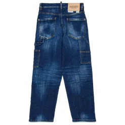 Jeans a vita alta e vestibilità ampia