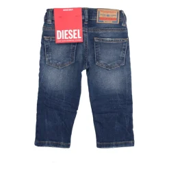 Jeans con Patch Logo