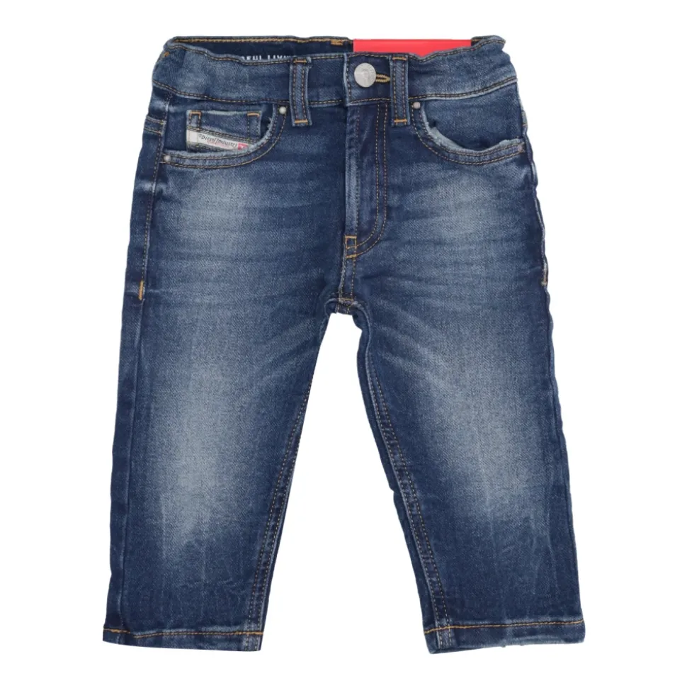 Jeans con Patch Logo