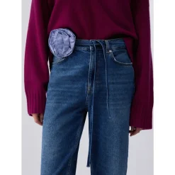 Jeans straight con cintura