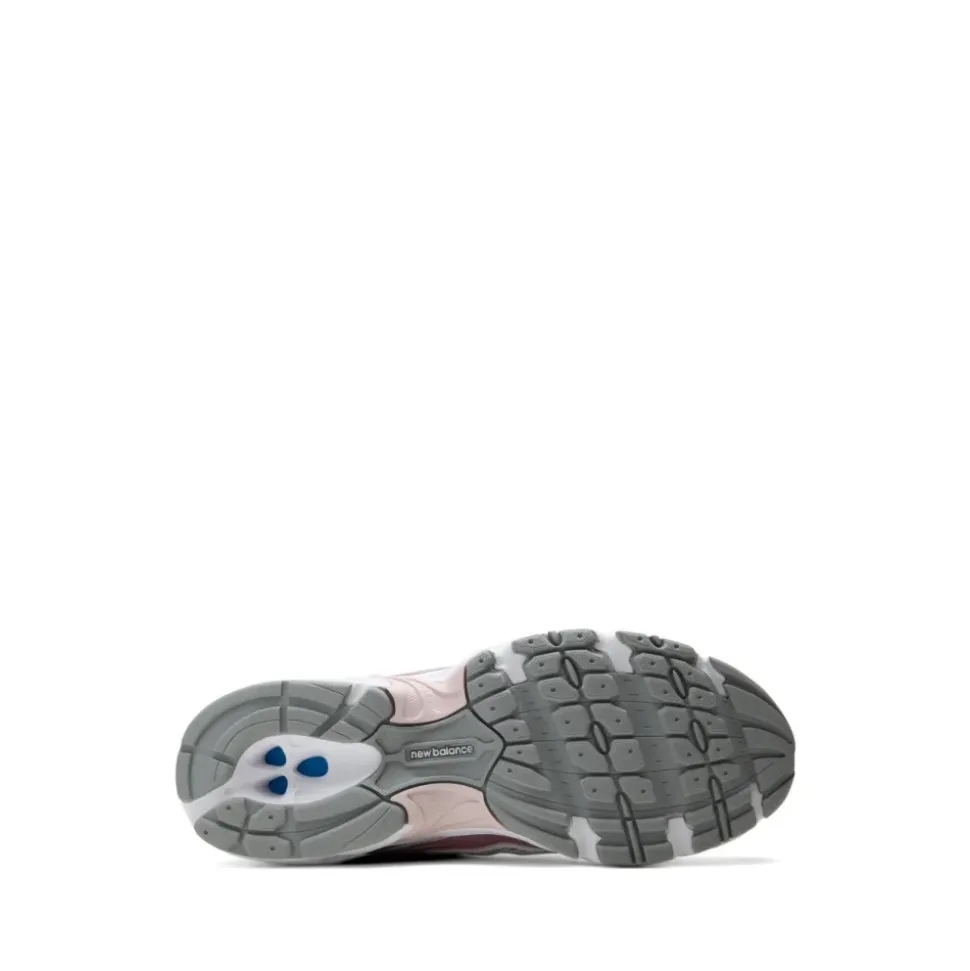 740 Lifestyle Sneakers