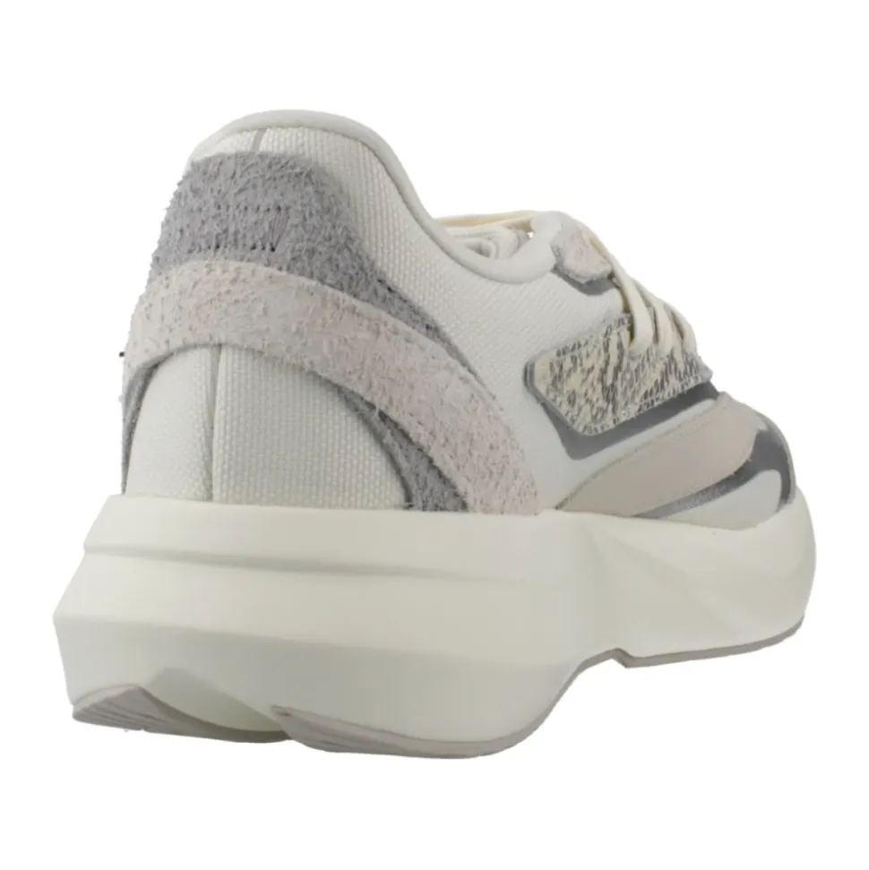 Lightblaze Shoes