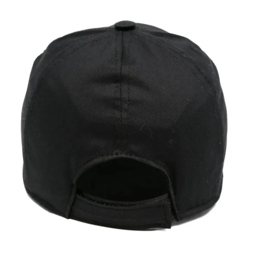 Logo Hat