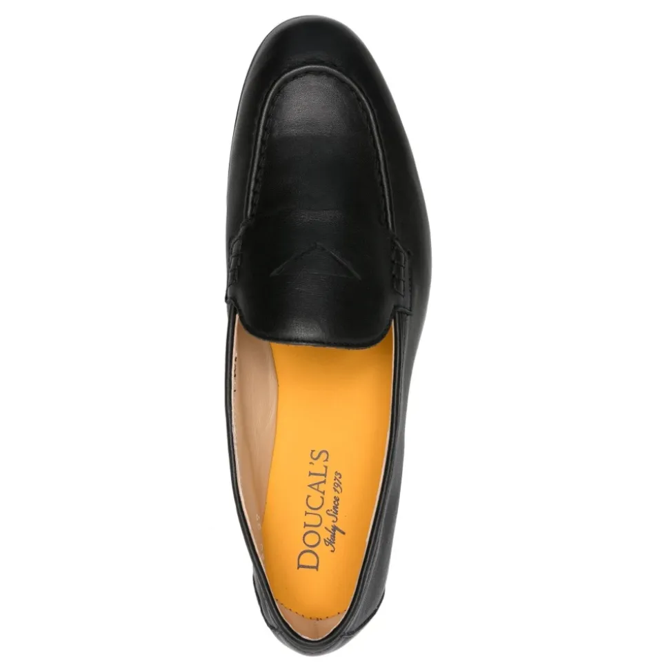 Mocassini in pelle nera casual piatti