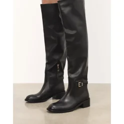 Moschettieri in pelle con tacchi piatti