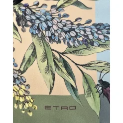 Norma Foulard