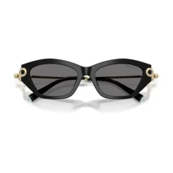 Occhiali da sole eleganti in nero