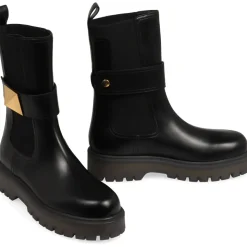 One Stud Leather Chelsea Boots