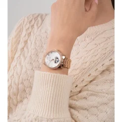 Orologio da polso con bracciale in acciaio inossidabile e quadrante a forma di cuore
