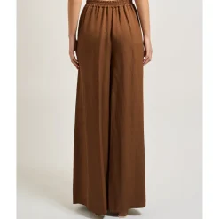 Pantaloni a gamba larga