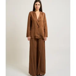 Pantaloni a gamba larga