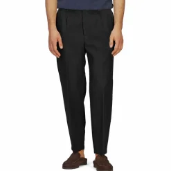 Pantaloni cropped