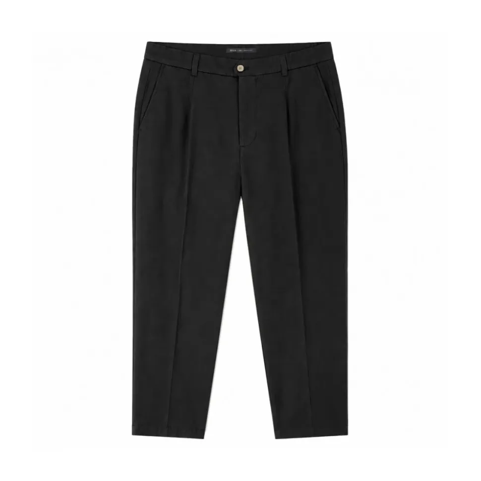 Pantaloni cropped