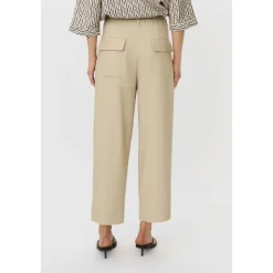 Pantaloni cropped