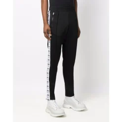 Pantaloni da allenamento con logo-tape e taglio slim