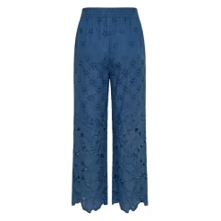 Pantaloni traforati