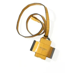 Portachiavi con Cordino in Pelle di Coccodrillo e Stampa Logo