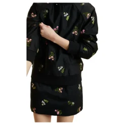 Pullover Ricamato