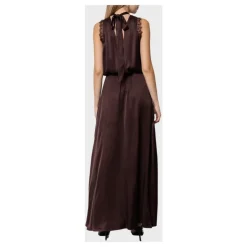 Raso Gown