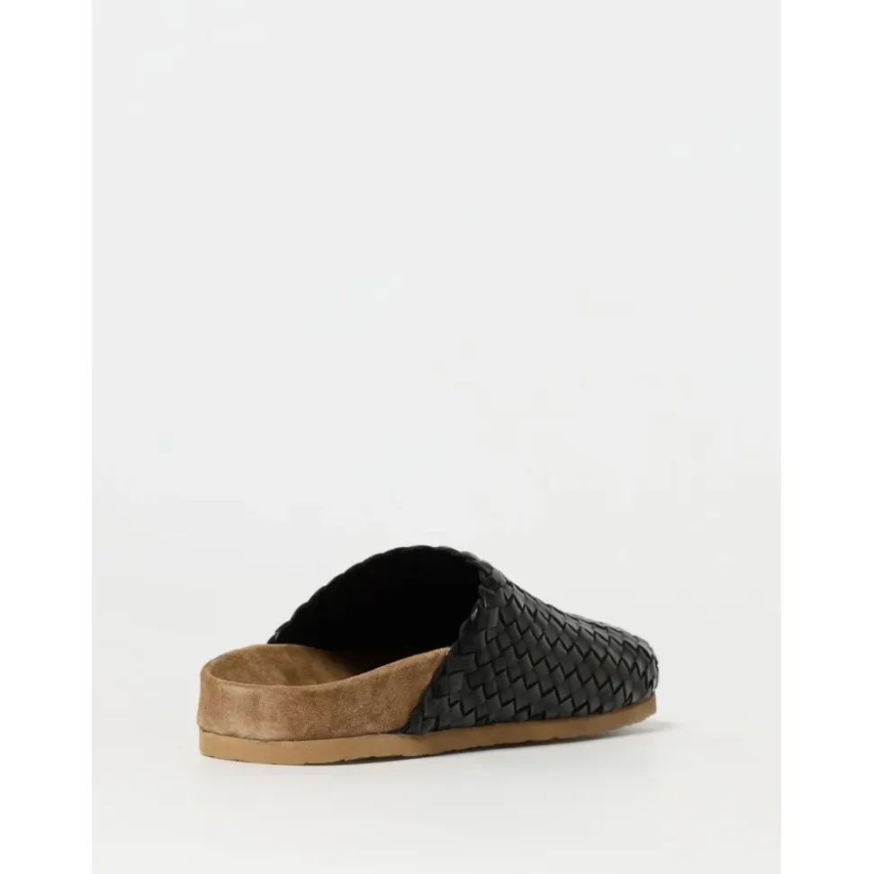Sabot in Pelle Intrecciata Nera con Tacco Basso