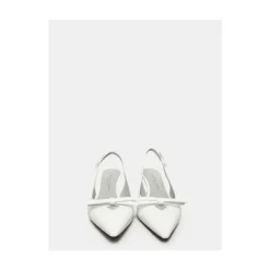 Sandalia slingback in pelle bianca con fiocco