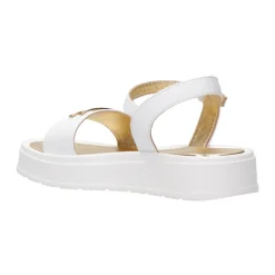 Sandali in pelle