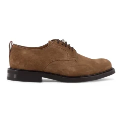 Scarpe basse con dettaglio occhiello