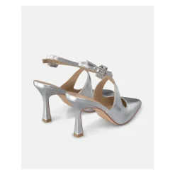 Scarpe con cinturino intrecciato con tacco