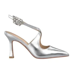 Scarpe con cinturino intrecciato con tacco