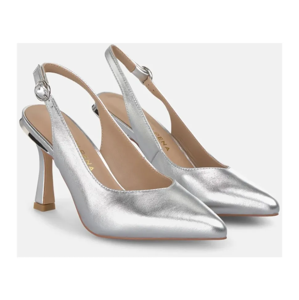 Scarpe slip-on con punta appuntita